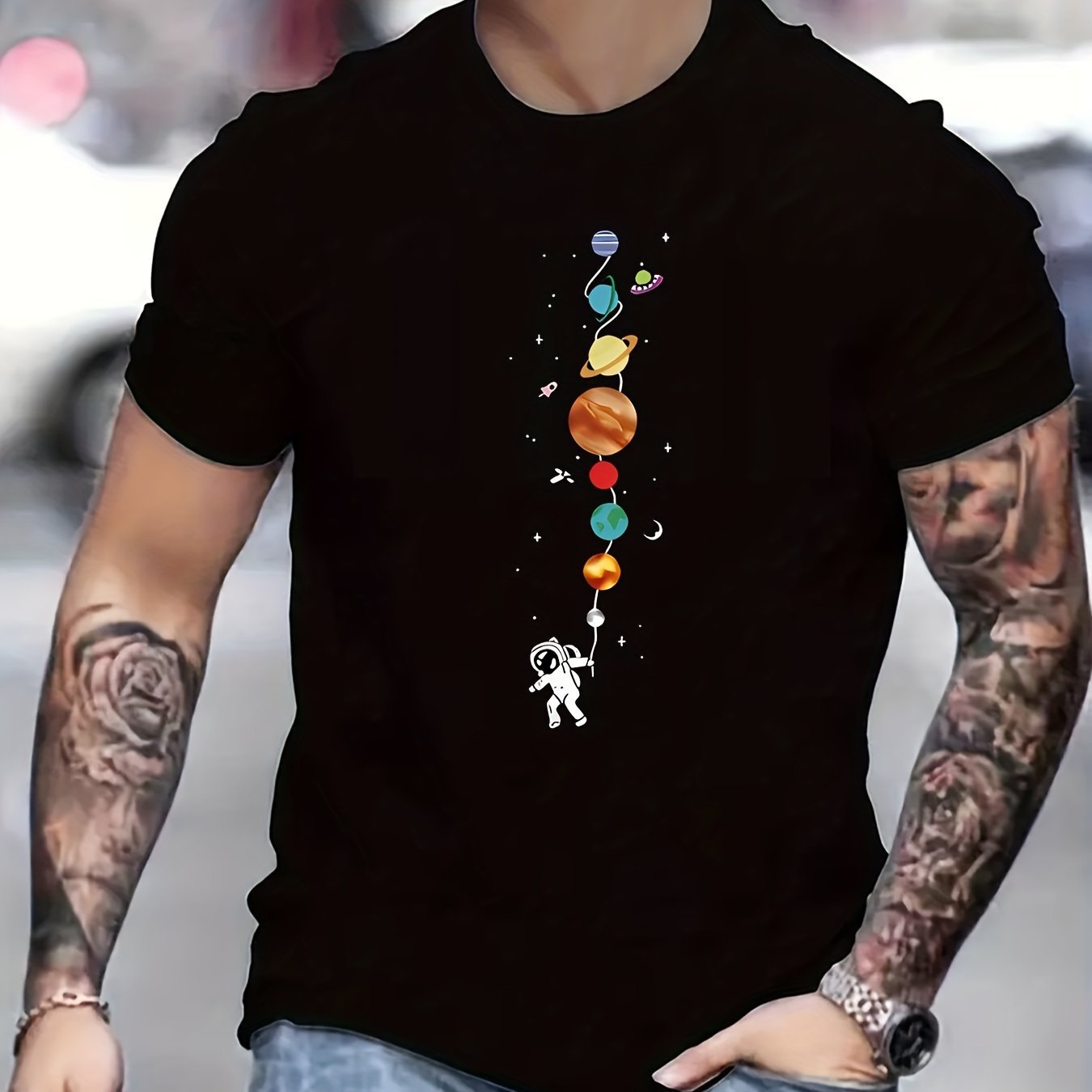 Astronaut And Planet Graphic Printed Casual Round Neck Men's Short Sleeved Shirt, Quick Drying Comfortable Casual Summer T-shirt, Suitable For Daily Wear, Exercise And Vacation Destinations